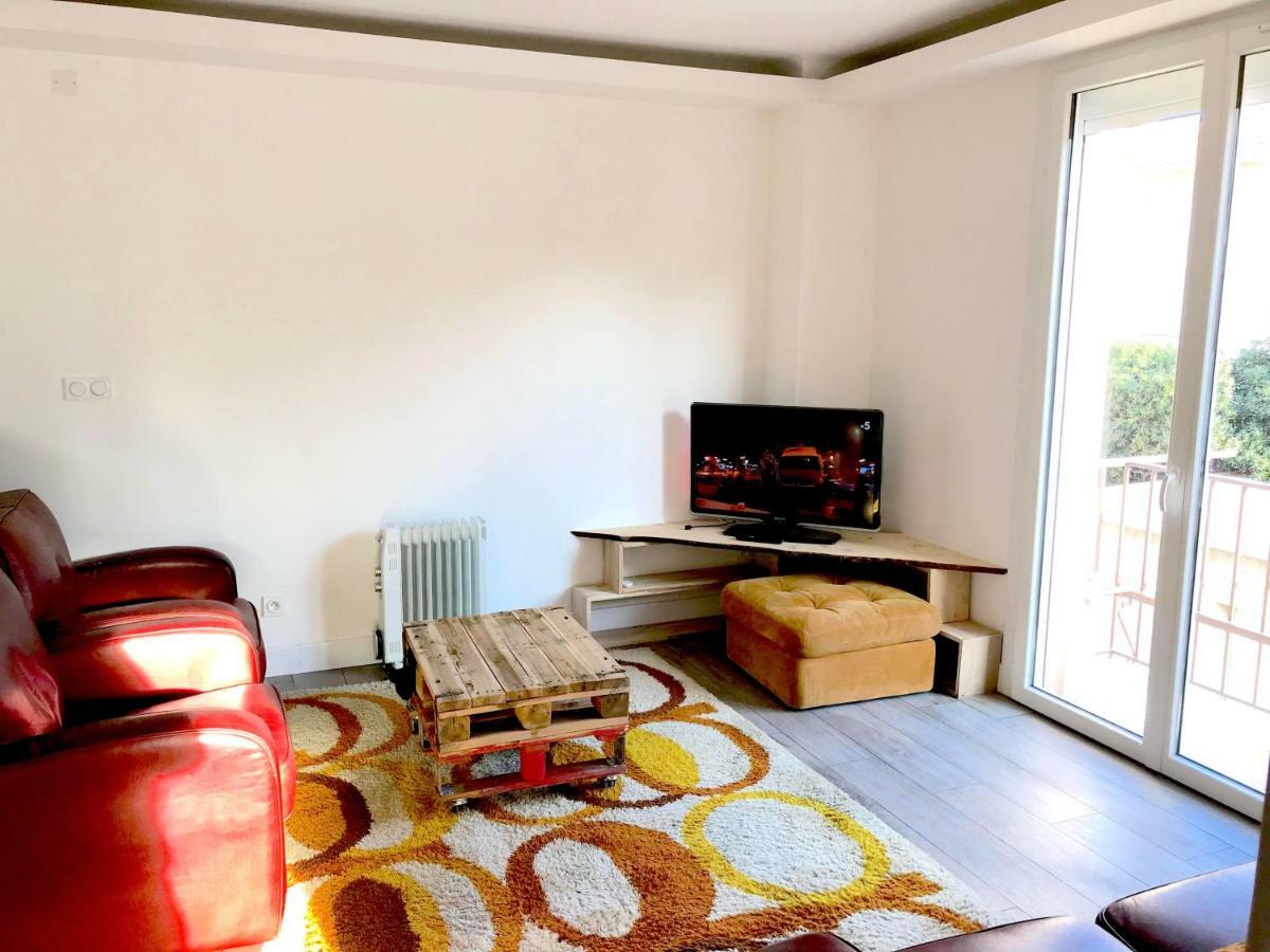 Hola! Apartment Perpignan Bagian luar foto